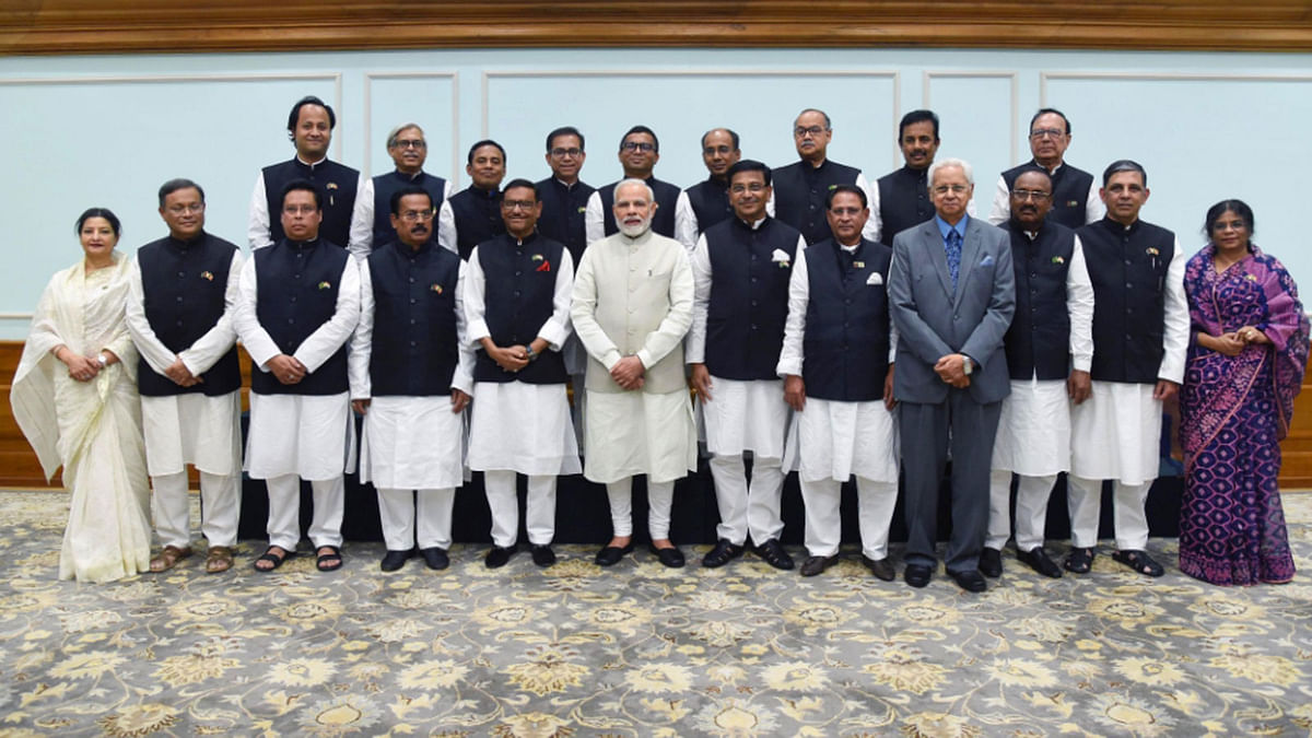 Indian prime minister Narendra Modi and members of visiting delegation of Bangladesh Awami League led by party general secretary and road transport & bridges minister Obaidul Quader at New Delhi on Monday. AL delegation is visiting India for party to party meet on invitation of BJP. Photo: Collected from Tweeter