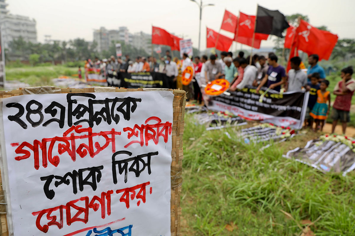 Various organisations pay tribute to the victims killed and buried at Jurain graveyard in Dhaka to mark five years of the Rana Plaza building collapse on 24 April. Photo: Tanvir Ahmed