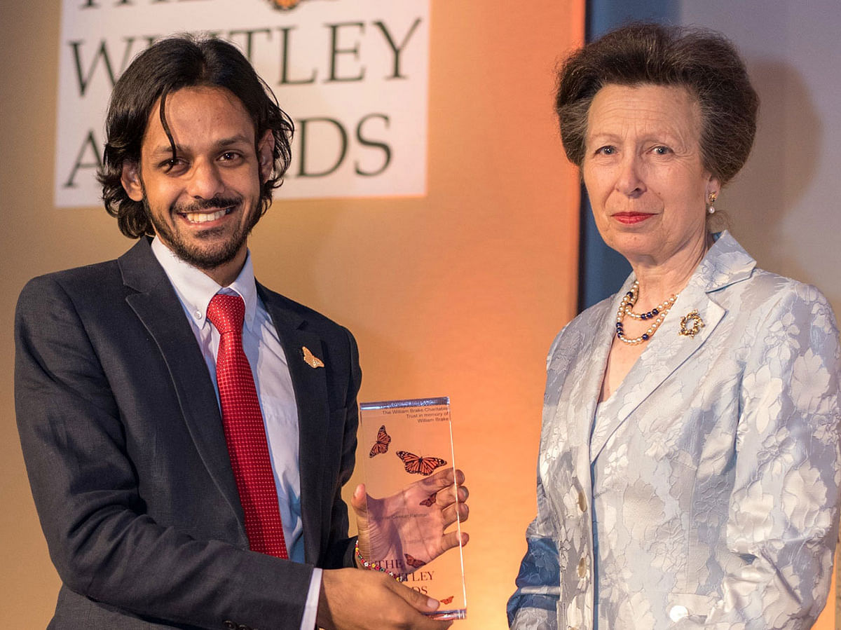 Shahriar Caesar Rahman takes the award from Anne, Princess Royal. Photo: whitleyaward.org