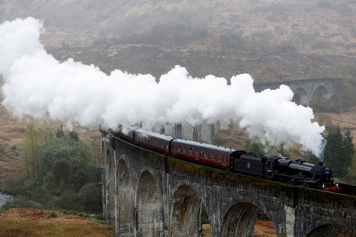 The Jacobite steam train crosses the Glenfinnan Viaduct in Scotland 4 May 2018. Reuters