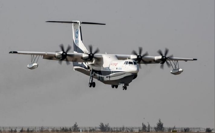 China's domestically developed AG600, the world's largest amphibious aircraft, is seen during its maiden flight in Zhuhai, Guangdong province, China on 24 December, 2017. Photo: Reuters