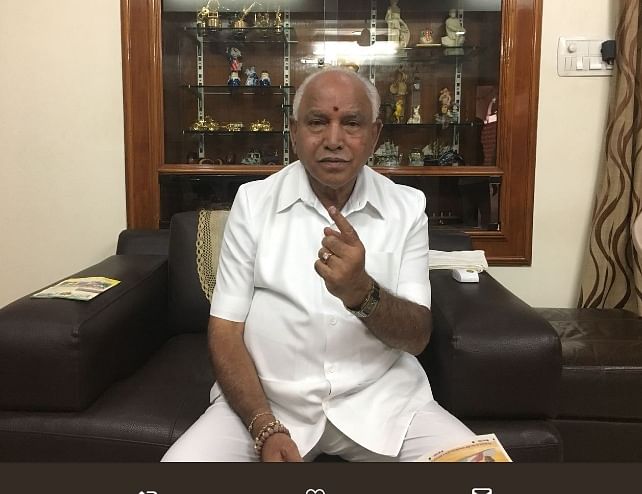 BS Yeddyurappa posted the photo on Twitter after casting vote on 15 May. Photo: Twitter