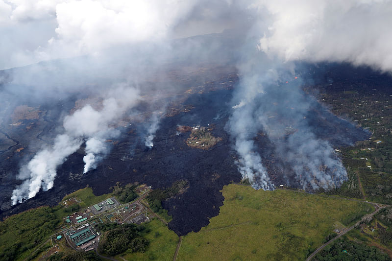 Lava approaches the Puna Geothermal Venture in the Leilani Estates near Pahoa, Hawaii, US on 28 May. Photo: Reuters