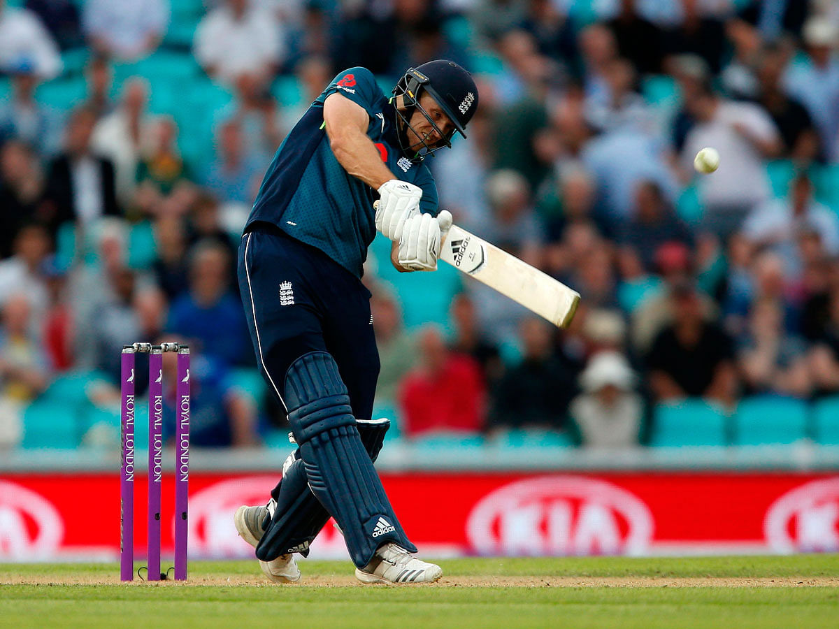 England`s David Willey plays a shot for for the winning runs at the end of the first One Day International (ODI) cricket match between England and Australia at The Oval cricket ground in London on 13 June 2018. Enlgand won by three wickets, with 36 balls remaining. AFP