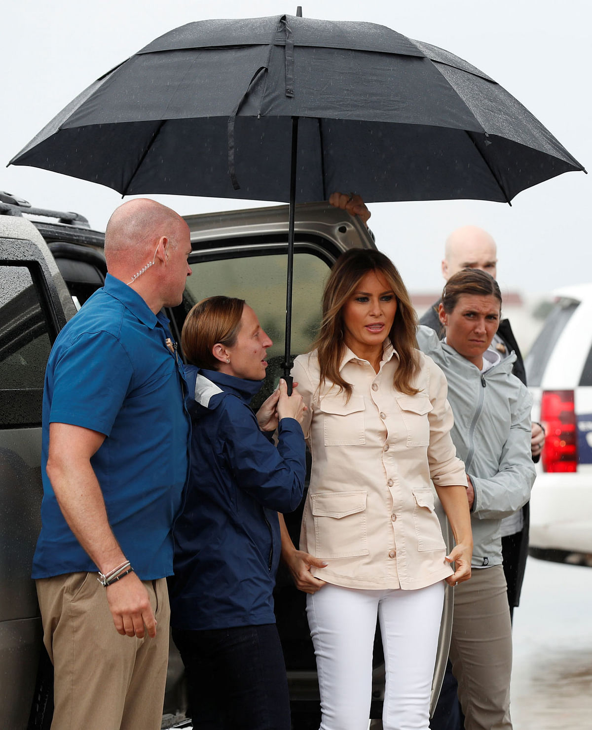 US first lady Melania Trump arrives at the McAllen airport as she prepares to depart after a visit to the US-Mexico border area in McAllen Texas, US on 21 June. Photo: AFP