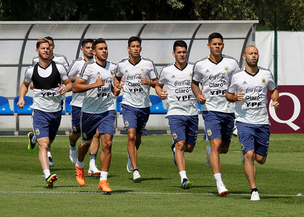 Argentine Players attend a training session at Bronnitsy on 23 June. Photo: Reuters