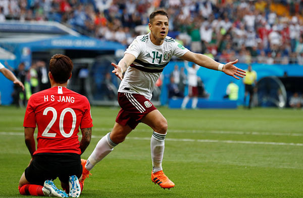 Mexico`s Javier Hernandez celebrates scoring their second goal against South Korea. Photo: Reuters