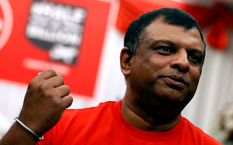 Tony Fernandes, CEO of AirAsia, holds a media event in Bangkok, Thailand on 15 May. Photo: Reuters