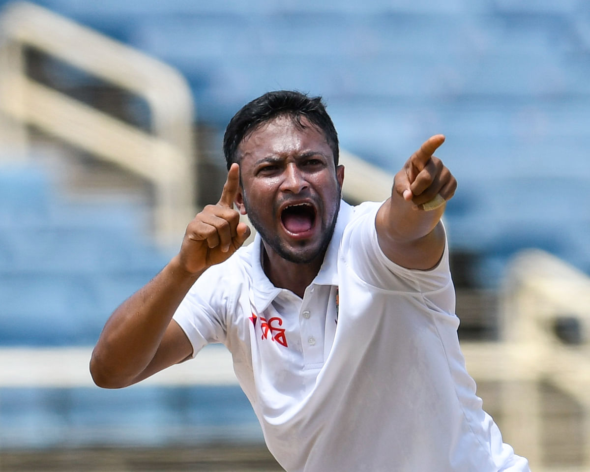 Shakib Al Hasan of Bangladesh appeals for lbw against Kieran Powell of West Indies during day 3 of the 2nd Test between West Indies and Bangladesh at Sabina Park, Kingston, Jamaica, on 14 July, 2018. Photo: AFP