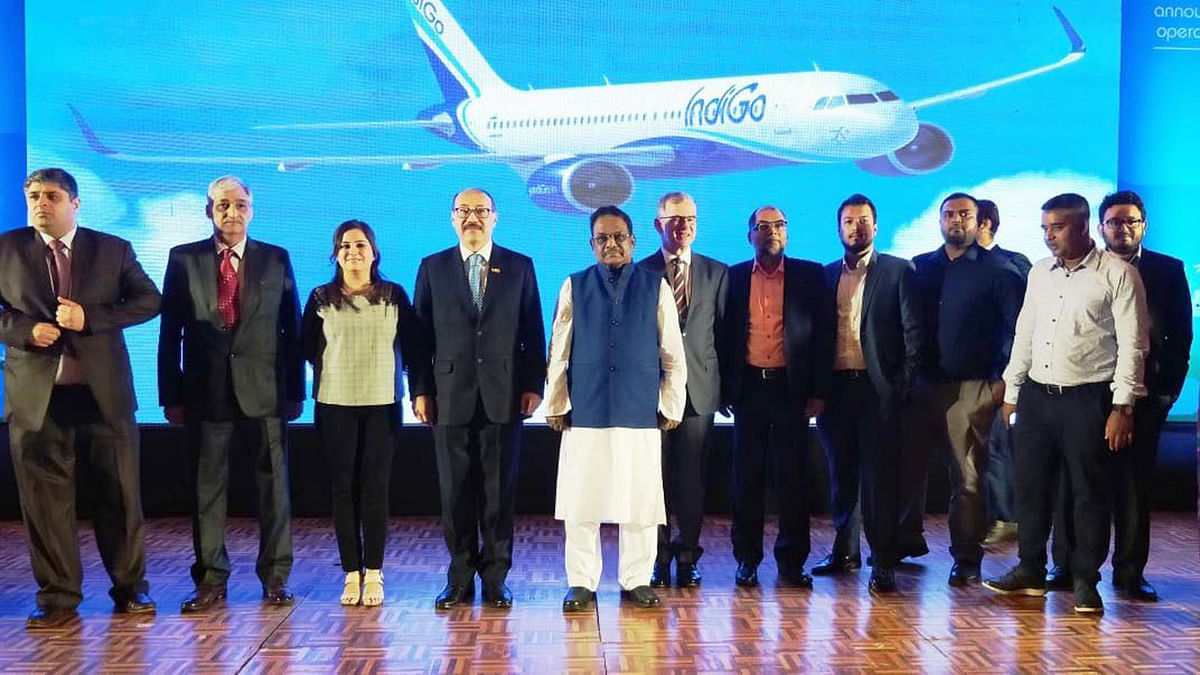 Civil aviation and tourism minister AKM Shajahan Kamal (5th from L) and Indian High Commissioner in Bangladesh Harsh Vardhan Shringla with IndiGo officials at Pan Pacific Sonargaon Hotel on Wednesday. Photo: Twitter page of India in Bangladesh.