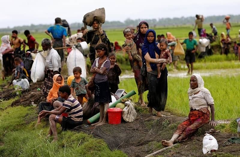 Hundreds of Rohingya people live in no man’s land on Bangladesh-Myanmar border. UNB File Photo