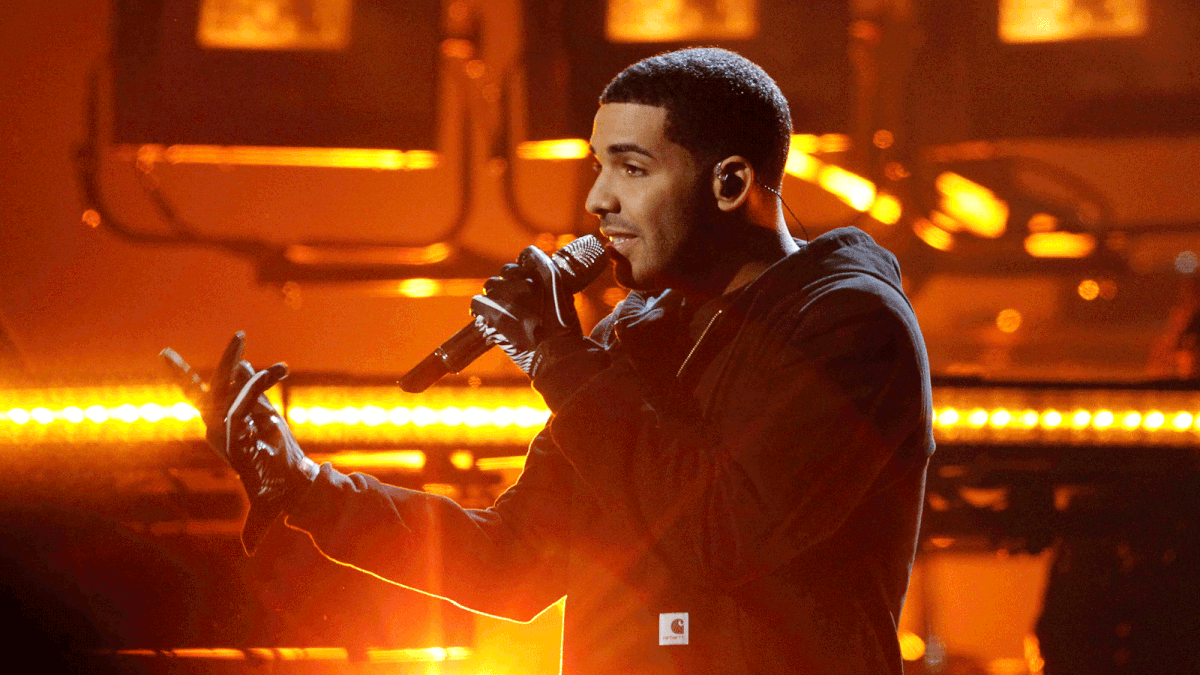 Singer Drake performs at the 2011 American Music Awards in Los Angeles, California, US, 20 November, 2011. Photo: Reuters