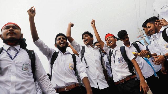 This photo, taken from Asad Gate area in Dhaka on 4 August, shows teenage students are chanting slogans demanding safe roads. Photo: Dipu Malakar