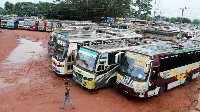 No buses left the central bus terminal in Jashore on Saturday. Photo: Prothom Alo