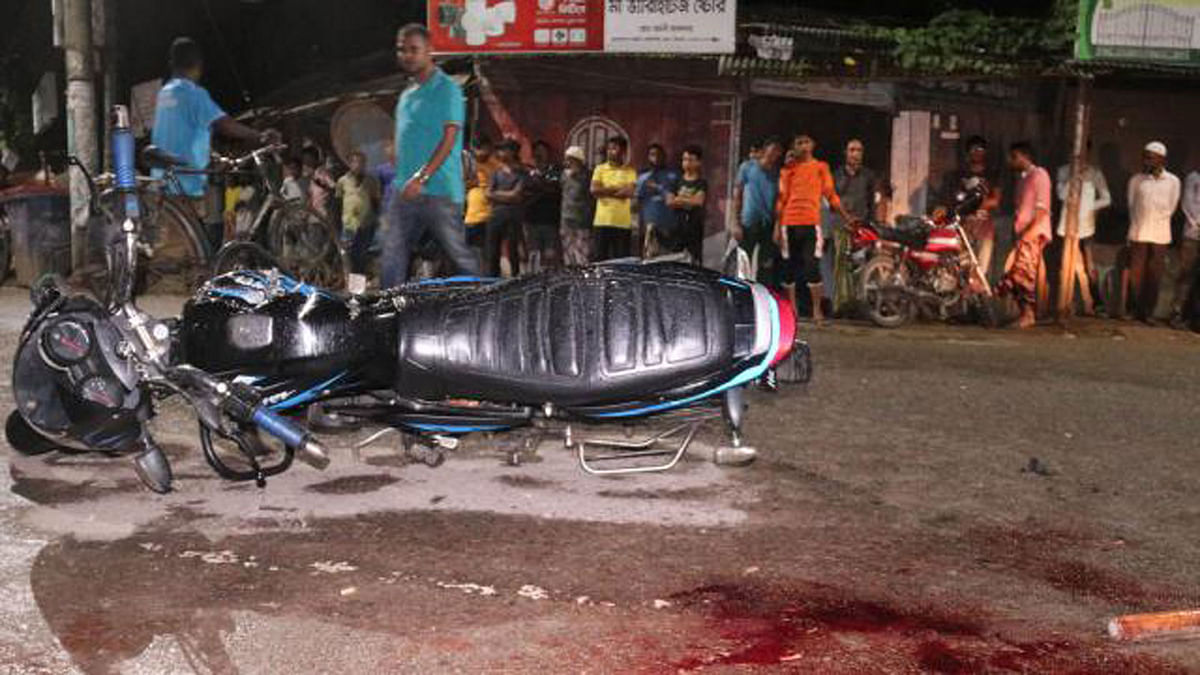 Blood and an abandoned motorcycle is seen after the clash at Kumarpara intersection of Sylhet on 11 August. Photo: Anis Mahmud