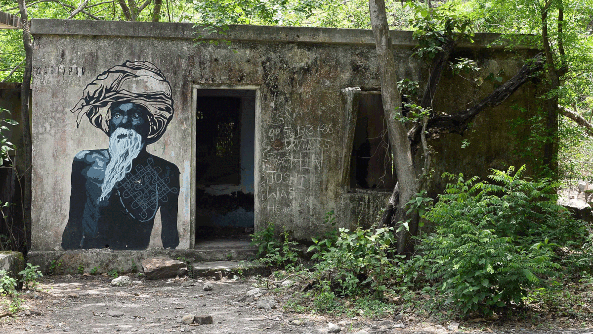 This picture taken on 18 June, 2018 shows a mural at the now-derelict ashram visited by the Beatles 50 years ago, in Rishikesh in northern India. Photo: AFP