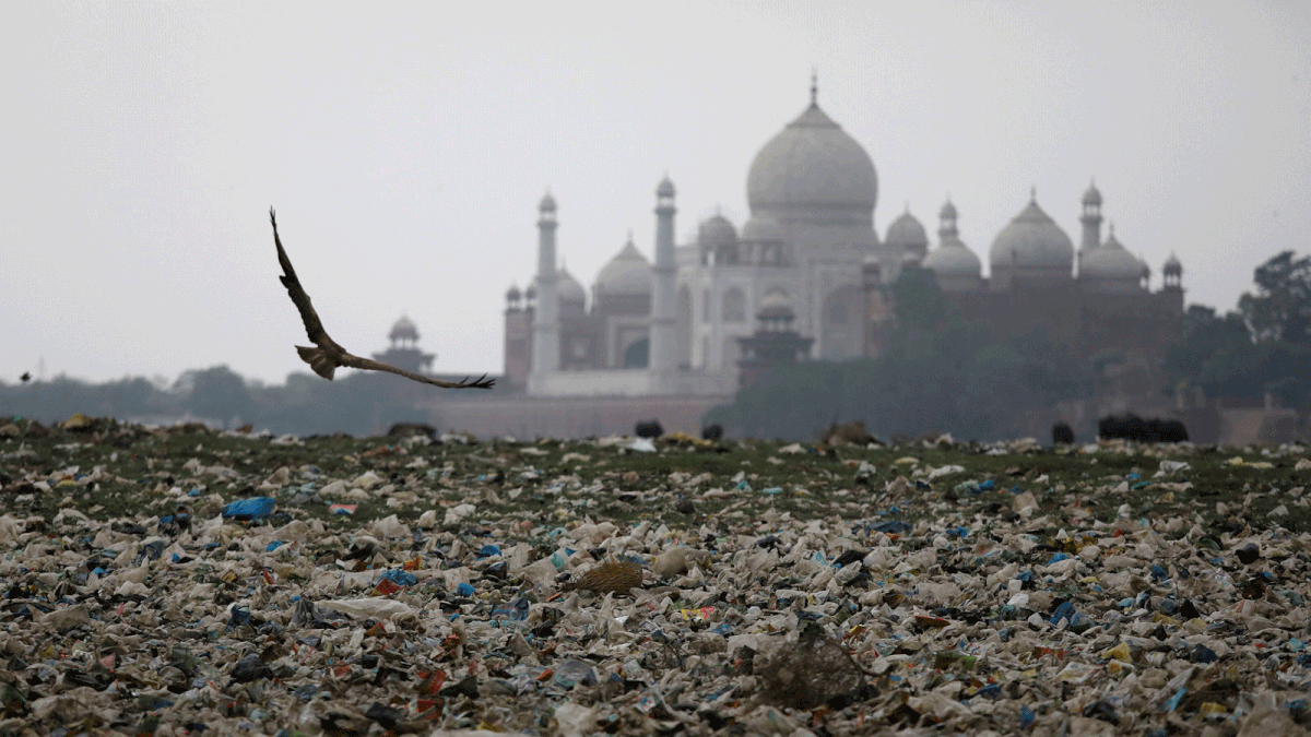Garbage is seen on the polluted banks of the river Yamuna near the historic Taj Mahal in Agra, India, on 19 May 2018. Reuters File Photo