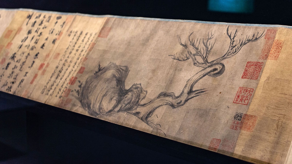 A section of the painting entitled `Wood and Rock` by Song Dynasty pre-eminent scholar Su Shi (1037-1101) is shown during a media preview of Christie’s Hong Kong Autumn Sale in Hong Kong on 30 August, 2018. Photo: AFP