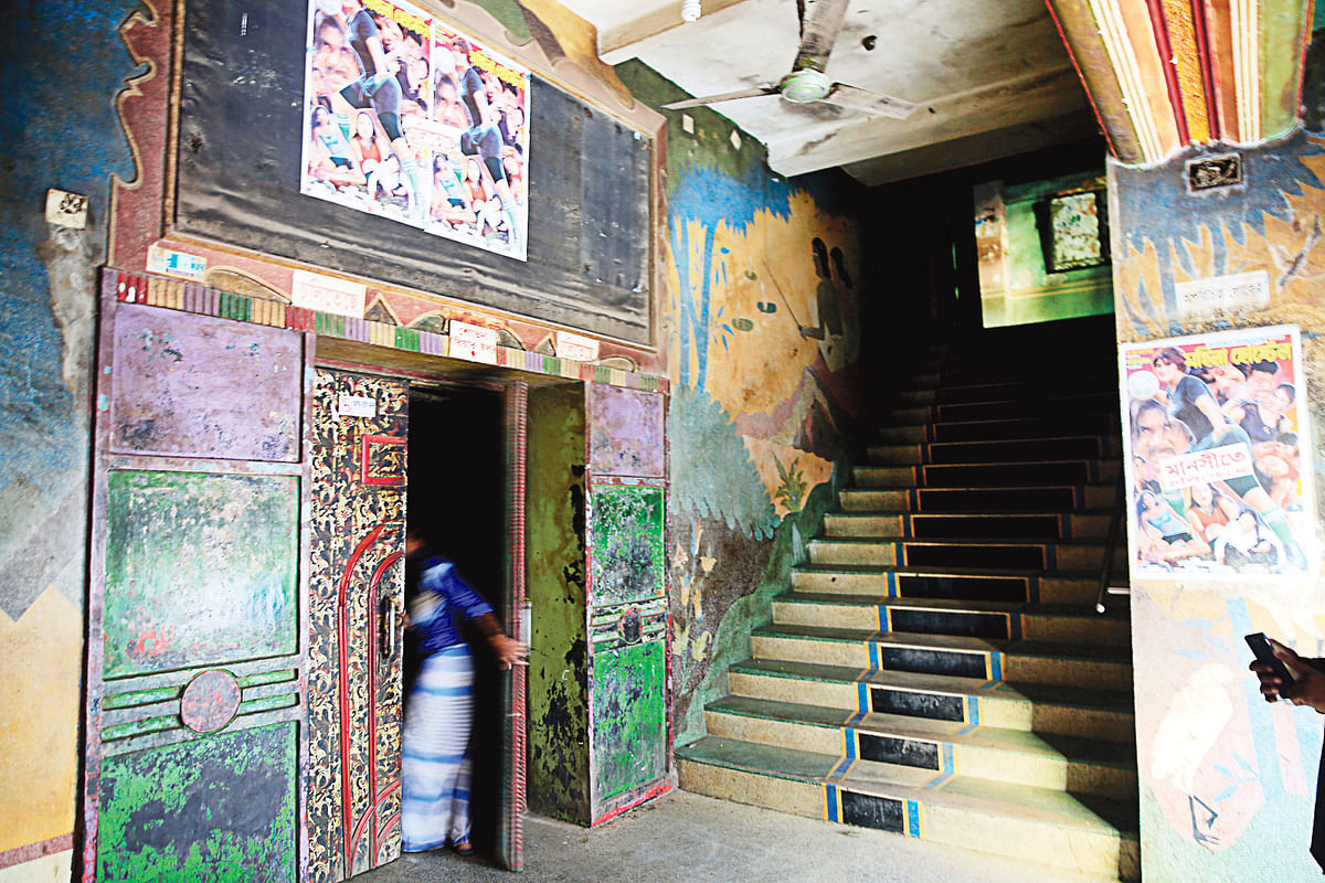 The decorated entrance of Manasi cinema hall a few days before its demolition. Photo: Hasan Raja
