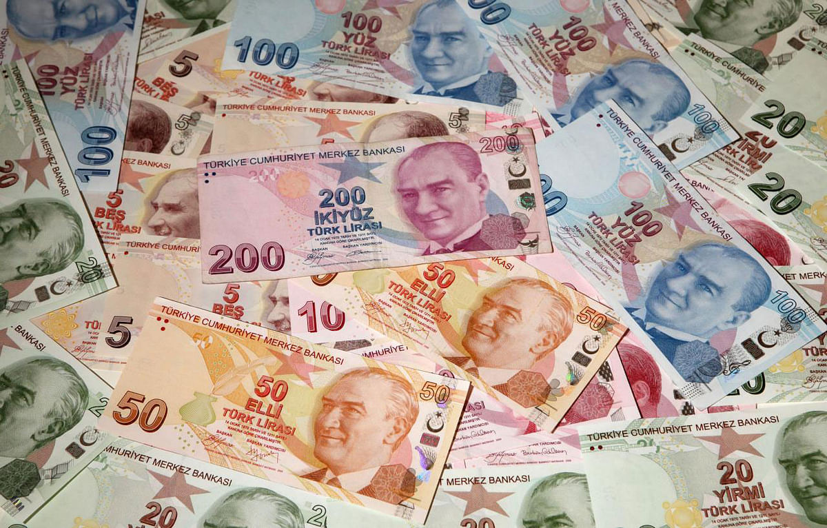 Turkish lira banknotes are seen in this picture illustration taken in Istanbul October 18, 2011. Reuters