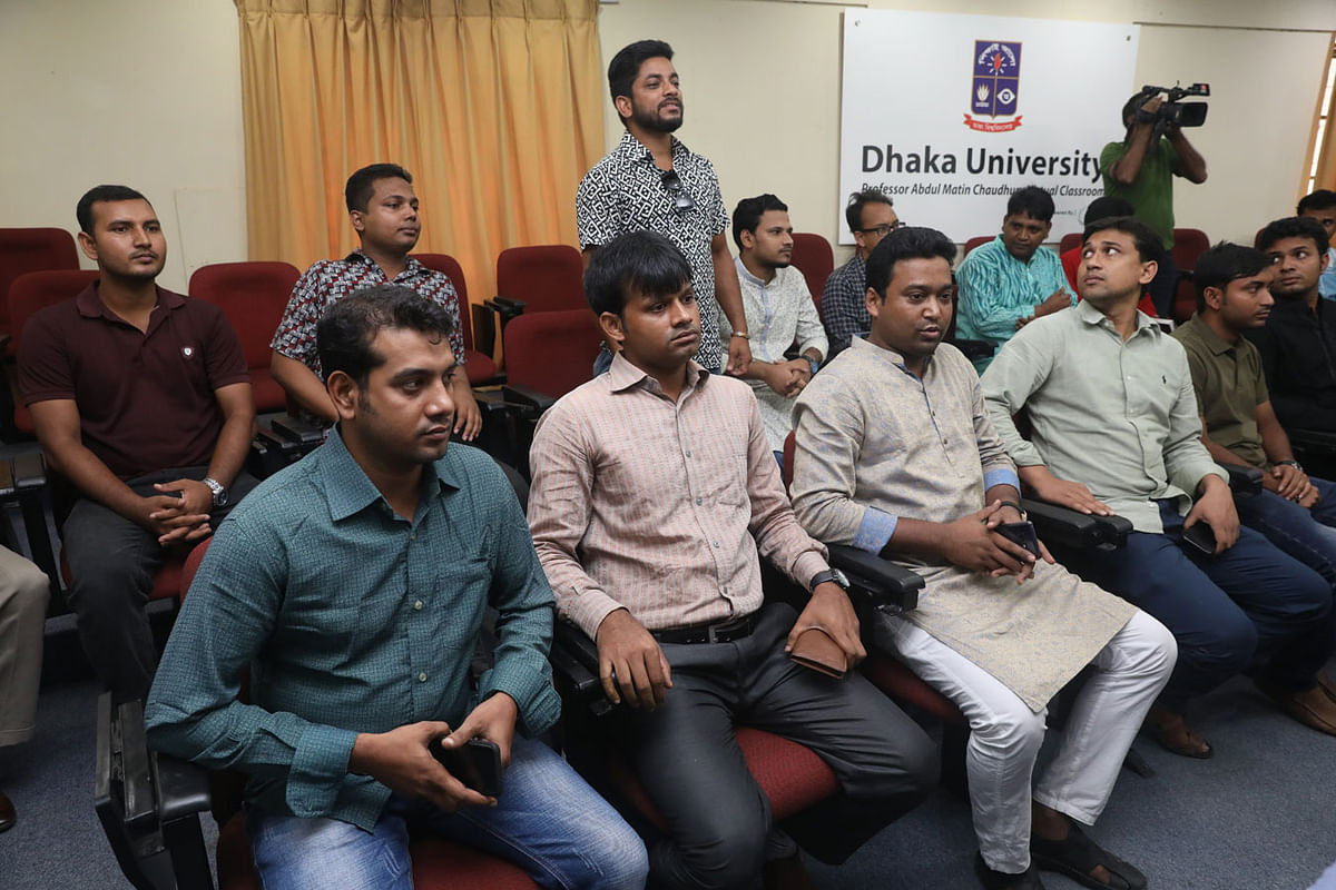 Dhaka University authorities convenes meeting with the leaders of student organizations on Sunday over holding election to Dhaka University Central Student Union (DUCSU). Photo: Dipu Malakar.
