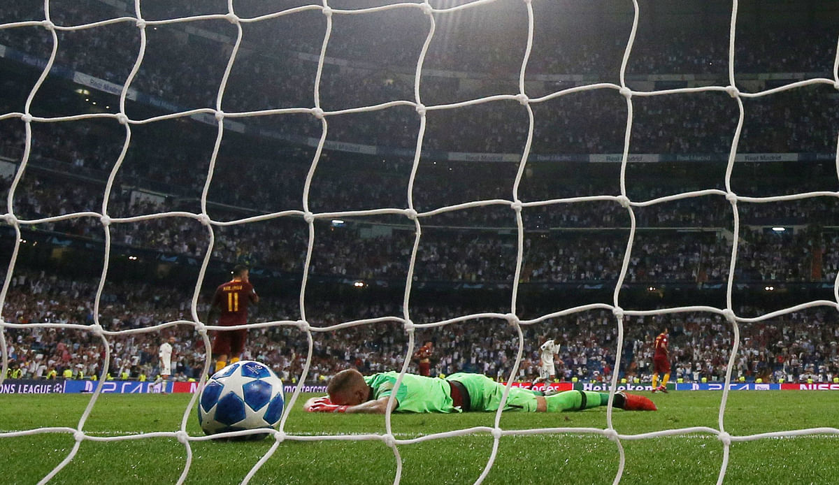 AS Roma`s Robin Olsen reacts after Real Madrid`s third goal at Santiago Bernabeu, Madrid, Spain on 19 September 2018. Photo: Reuters