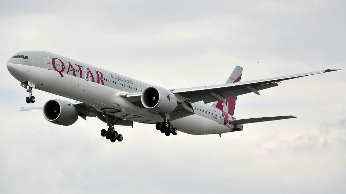 Qatar airways aeroplane