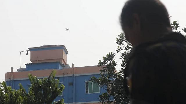 Drone deployed as joint raid resumes at Narsingdi ‘militant den’. Photo: Prothom Alo
