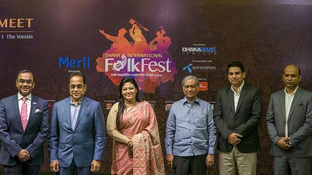 (From L to R) Syed Mahbubur Rahman, Anjan Chowdhury, Momtaz, Abul Khair, Mahmud Hossain, and Malik Mohammad Sayeed at a press conference for Dhaka International Folk Fest in a city hotel on Monday. Photo: Prothom Alo