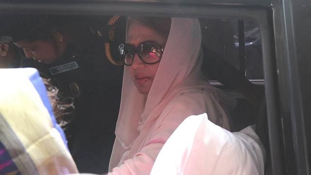 BNP chairperson Khaleda Zia on way to a makeshift court at the abandoned central jail from Bangabandhu Sheikh Mujib Medical University on Thursday. Photo: Sajid Hossain