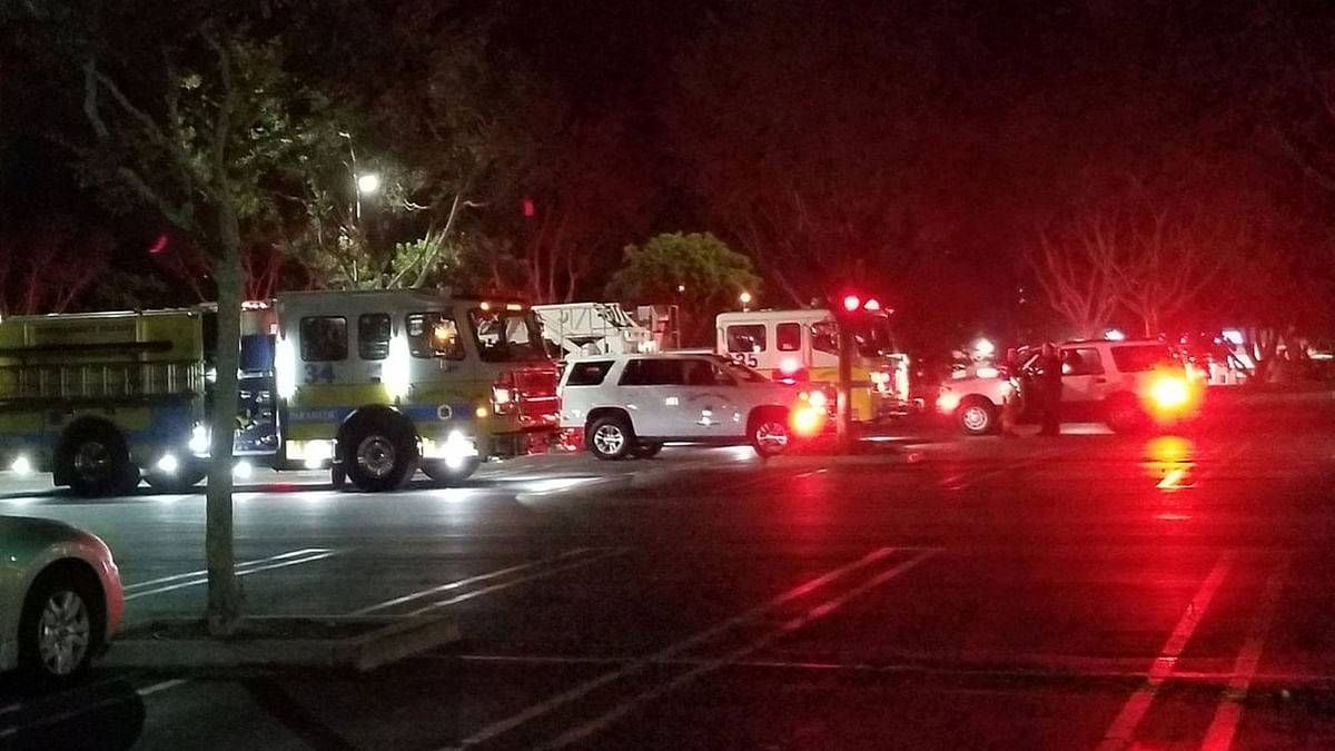 First responders are seen outside Borderline Bar and Grill in Thousand Oaks, California, US on 7 November 2018 in this image obtained from social media on 8 November 2018. Photo: Reuters