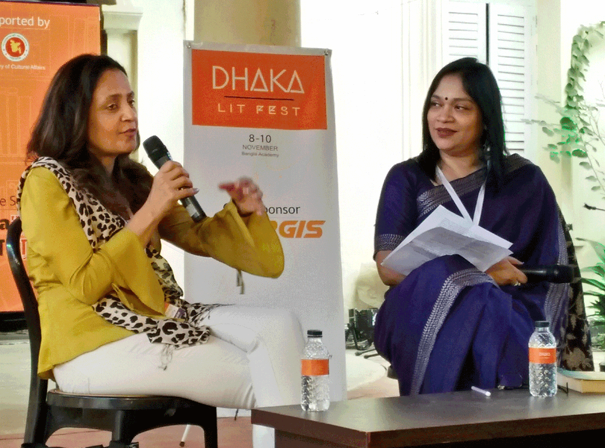 Jaishree Misra talking in a session on ‘Rebel, Role Models’ in the Dhaka Lit Fest 2018 at Bangla Academy, Dhaka on Saturday. Photo: Nusrat Nowrin