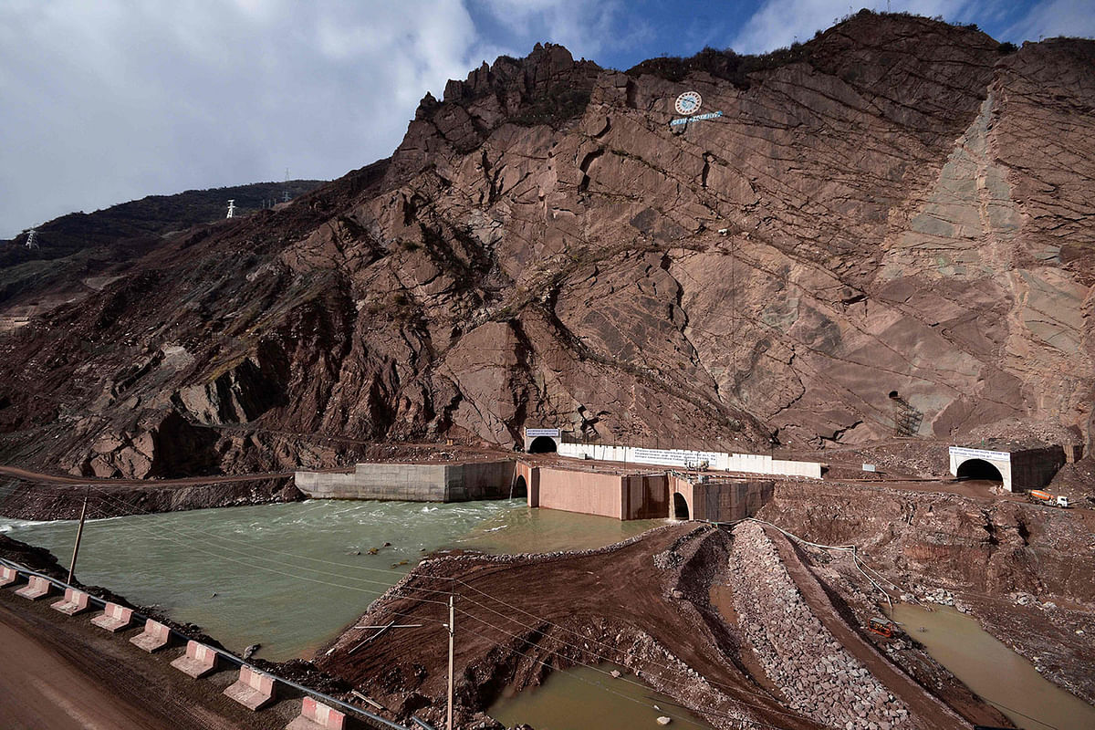 Rogun hydro-electric dam, about 100 km northeast of the Tajik capital Dushanbe, on the Vakhsh River in southern Tajikistan. Photo: AFP