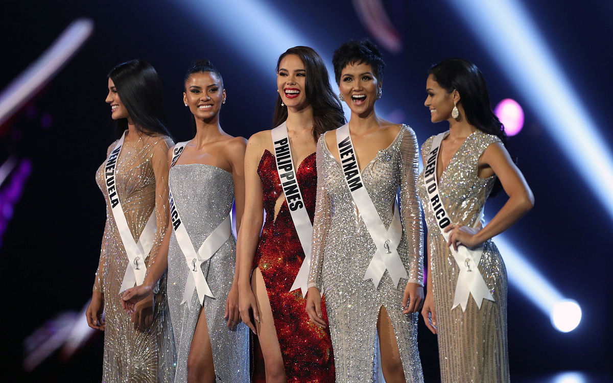 Contestants selected for the top 5 are pictured during the final round of the Miss Universe pageant in Bangkok, Thailand, 17 December, 2018. Photo: Reuters