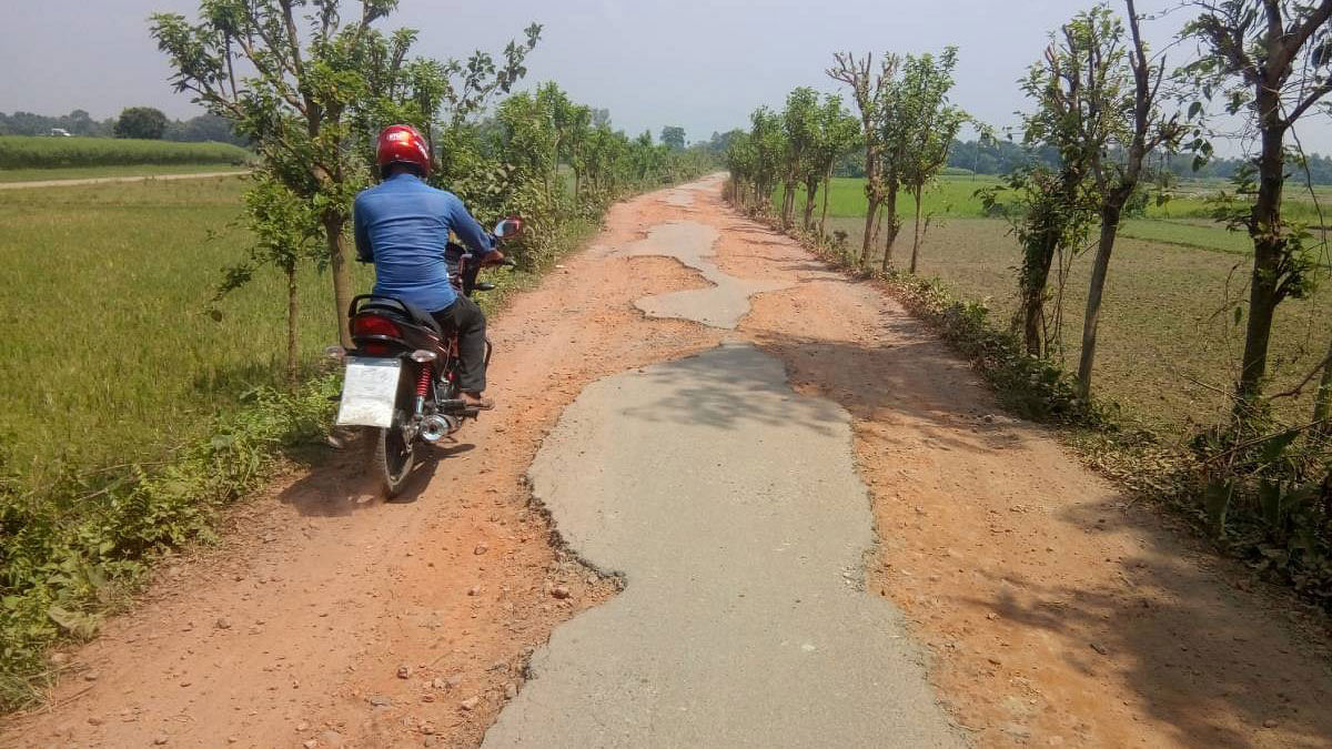 Rundown road Manikganj’s rural area. Photo: UNB