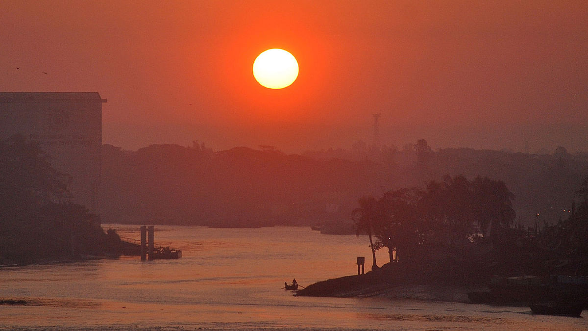 Sunrise over the river Karnaphuli at Chattogram on 1 January. Photo: Sowrav Das