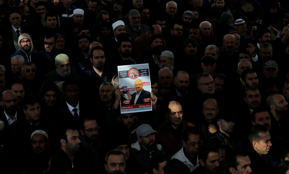 People attend a symbolic funeral prayer for Saudi journalist Jamal Khashoggi at the courtyard of Fatih mosque in Istanbul, Turkey on 16 November 2018. Reuters File Photo