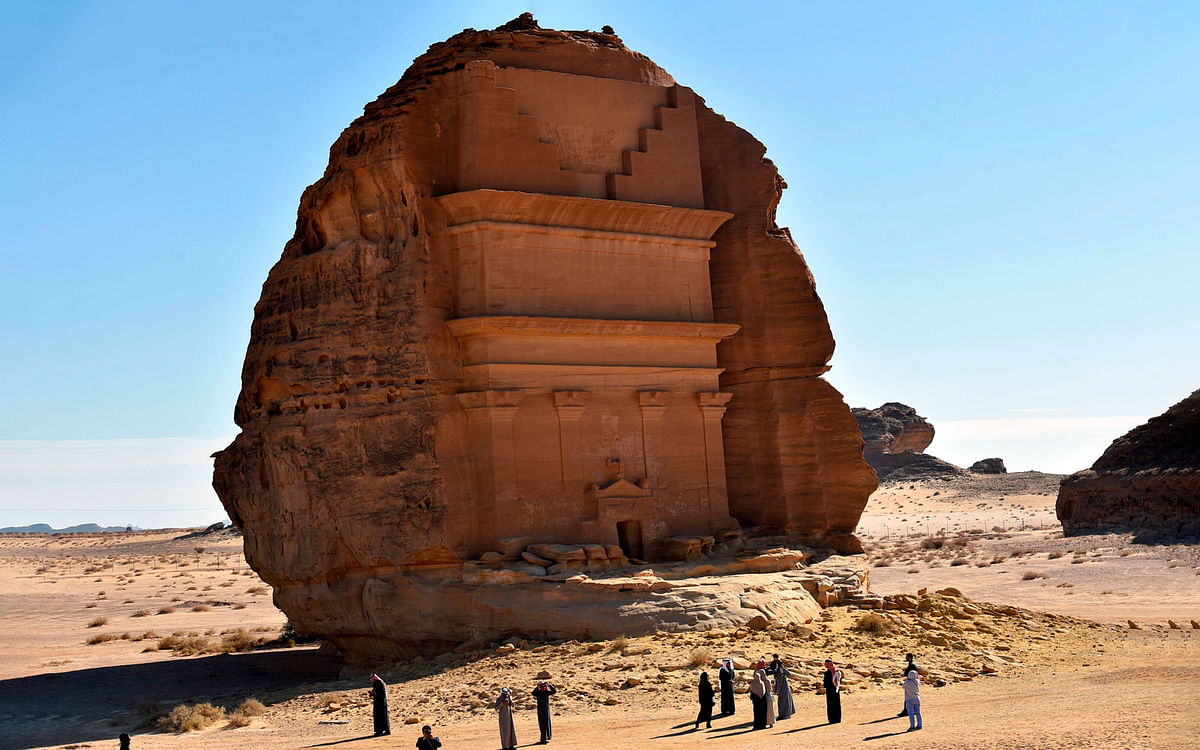 A picture taken on 4 January 2019, shows the Qasr al-Farid tomb (The Lonely Castle) carved into rose-coloured sandstone in Madain Saleh, a UNESCO World Heritage site, near Saudi Arabia`s northwestern town of al-Ula. Photo: AFP