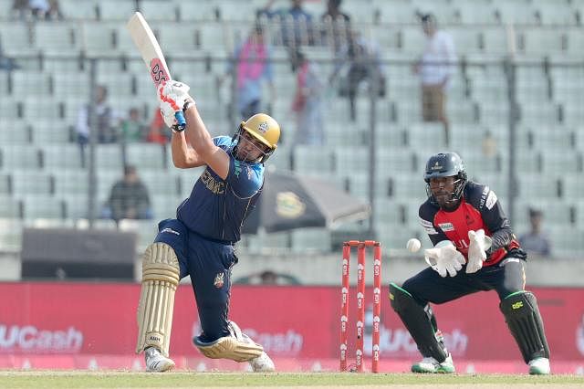 Dhaka Dynamites batsmen Hazratullah Zazai is seen in action against Khulna Titans at Sher-e-Bangla National Cricket Stadium on Tuesday. Photo: Prothom Alo