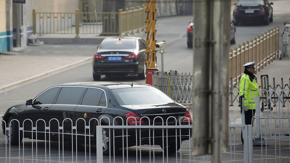 A limousine in the motorcade believed to be carrying North Korean leader Kim Jong Un travels to an entrance to Beijing Railway Station in Beijing, China on 9 January 2019. Photo: Reuters