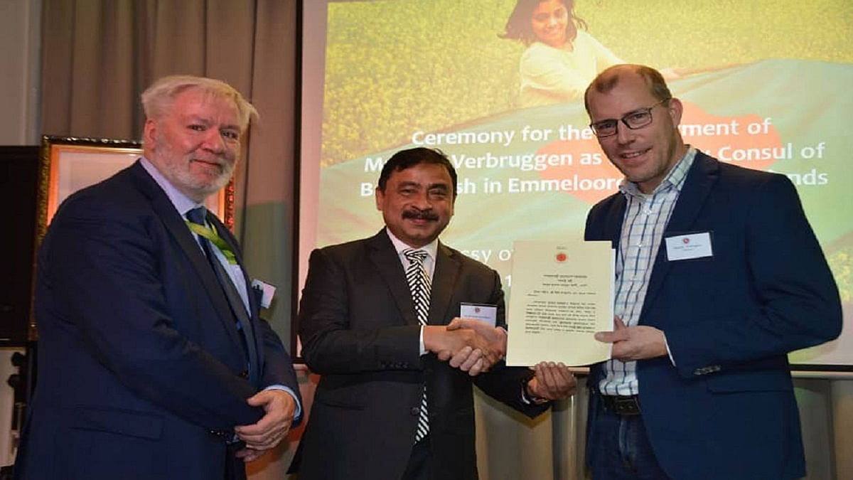 Bangladesh ambassador to the Netherlands Sheikh Mohammed Belal on Tuesday hands over the letter of commission to Maarten Verbruggen. Photo: UNB