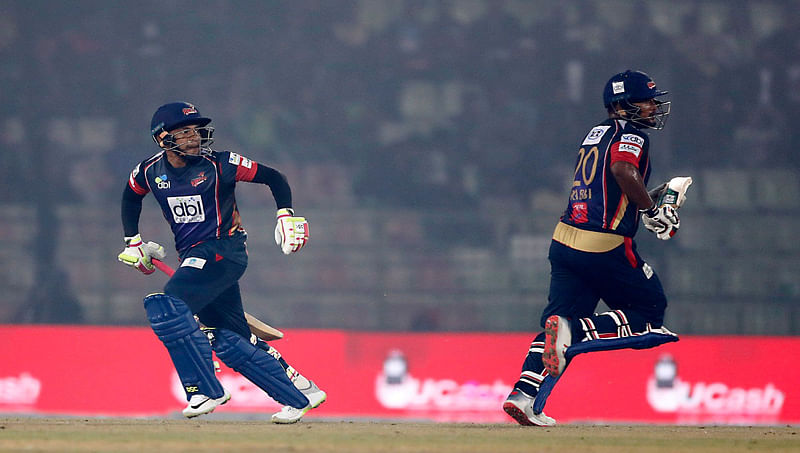 Chittagong Vikings` Mushfiqur Rahim in action on Saturday. Photo: UNB