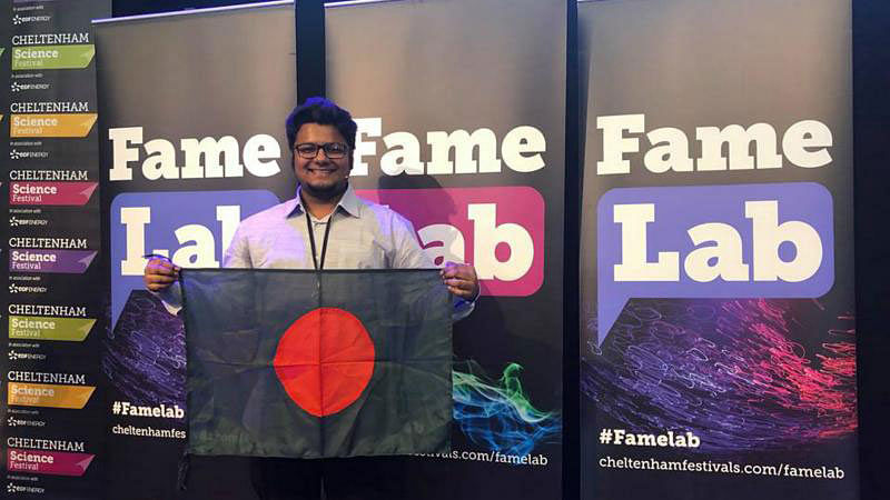 Alvee Islam, winner of regional FameLab competition in Bangladesh in 2018. Photo: Prothom Alo