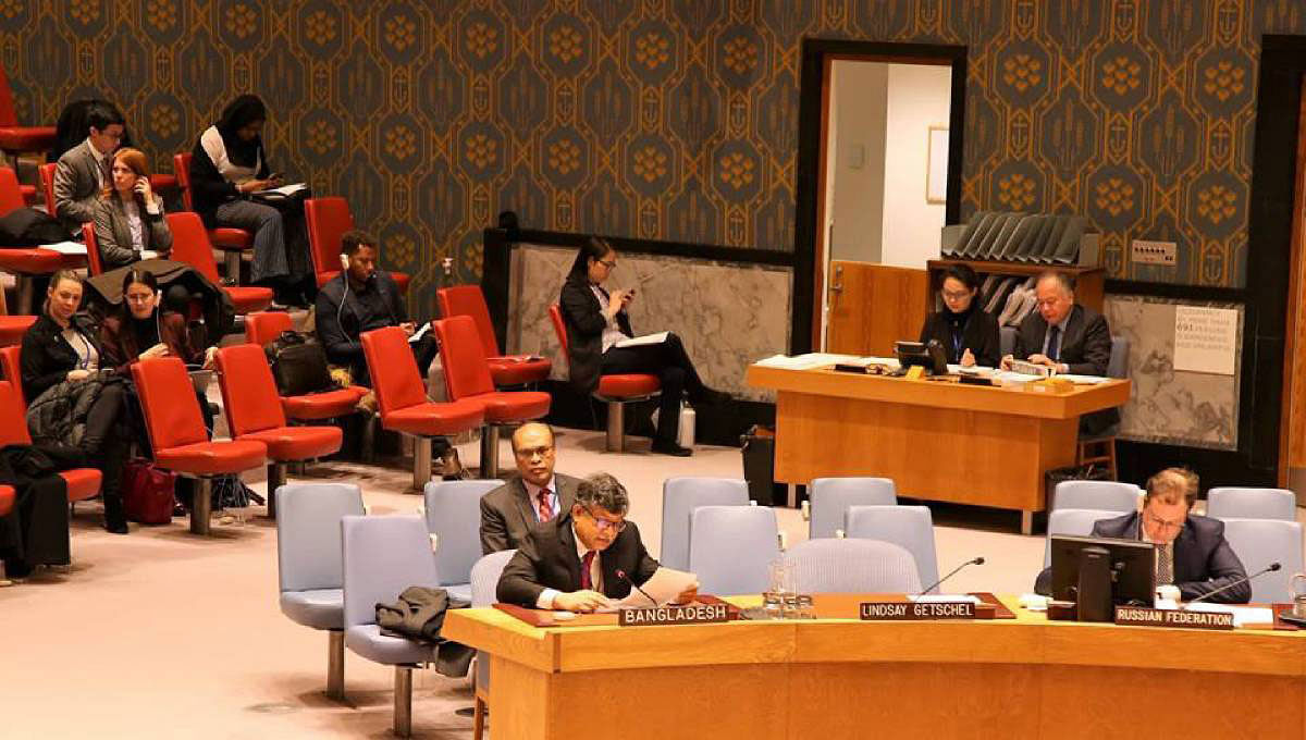 Permanent Representative of Bangladesh to the United Nations Ambassador Masud Bin Momen speaks at the open debate on `addressing the impacts of climate-related disasters on international peace and security` in the UN headquarters on Friday, 25 January 2019. Photo: UNB