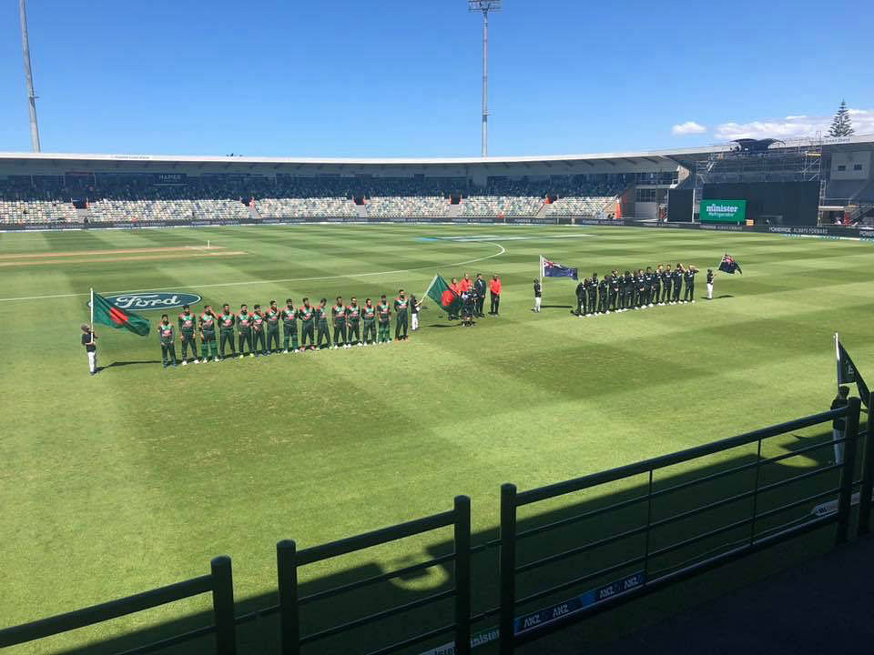 Both Bangladesh and New Zealand teams on the grounds ahead of first match of the three-match series against New Zealand in Napier. Photo: Asif Ahsan