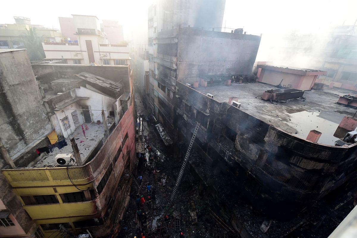 Burnt buildings are seen after a fire broke out in Dhaka on February 21, 2019. At least 69 people have died in a huge blaze that tore through apartment buildings also used as chemical warehouses in an old part of the Bangladeshi capital Dhaka, fire officials said on 21 February 2019. Photo: AFP