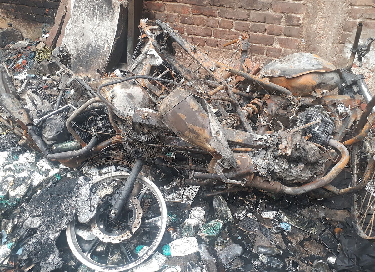 Motorbike is burnt down in fire in Chawkbazar, Old Dhaka, on 21 February 2019. Photo: Asaduzzaman