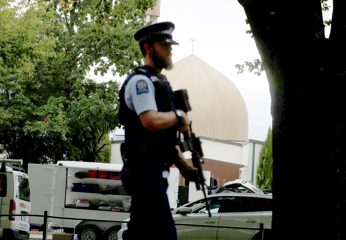 A police officer patrols outside Masjid Al Noor mosque after Friday`s mosque attacks in Christchurch, New Zealand, on 16 March 2019. Photo: Reuters