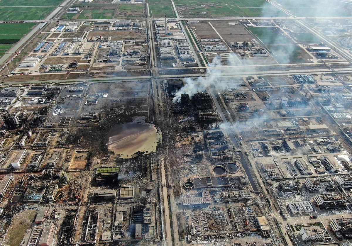 An aerial view shows a chemical plant after an explosion in Yancheng in China`s eastern Jiangsu province early on 22 March 2019. Photo: AFP