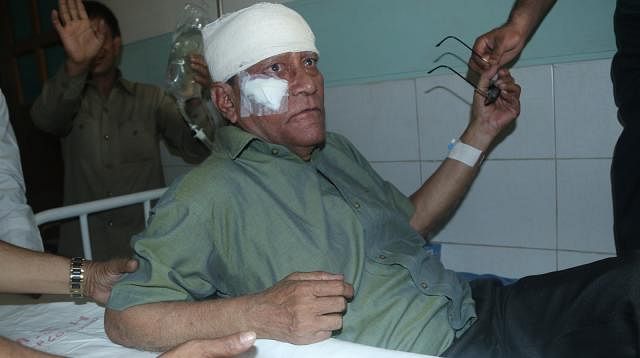 Injured singer Khurshid Alam. Photo: Soel Rana